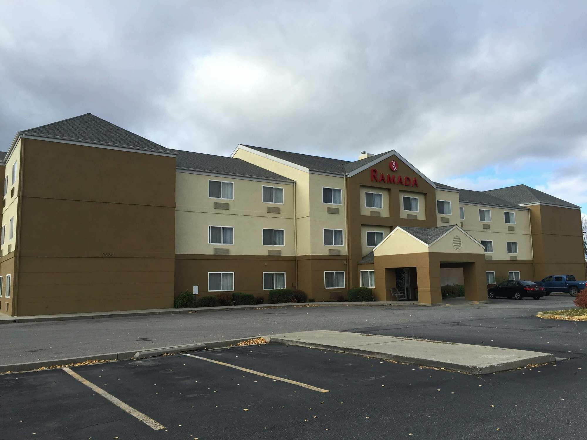 Hotel Ramada By Wyndham Coeur D'Alene Exteriér fotografie